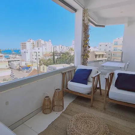 Kallucci's Maison De La