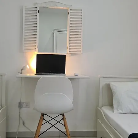 Kallucci's Maison De La Apartman