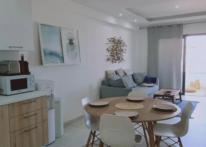 アパート Kallucci's Maison De La ラルナカ